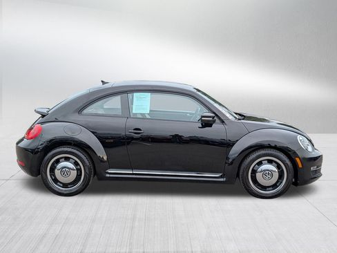 Used 2015 Volkswagen Beetle 1.8T Classic FWD image 8