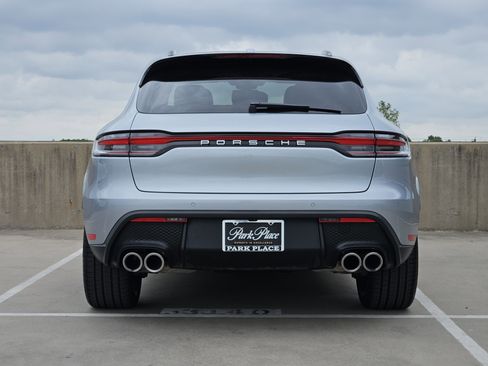 Certified 2026 Porsche Macan image 7