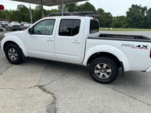 Used 2011 Nissan Frontier PRO-4X w/ Pro-4x Luxury Pkg AWD/4WD image 10