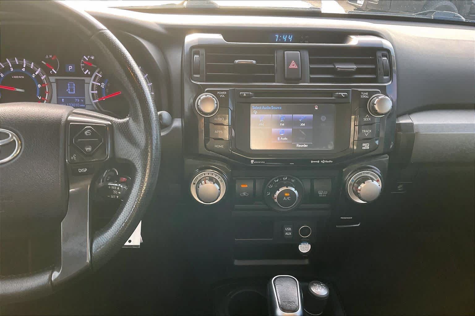 Used 2018 Toyota 4Runner TRD Off-Road Premium AWD/4WD image 7