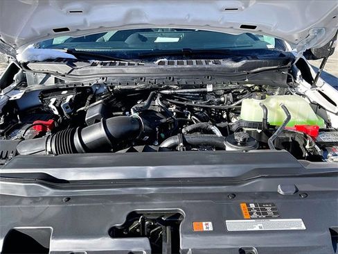 New 2026 Ford F250 XL w/ XL Chrome Package image 11