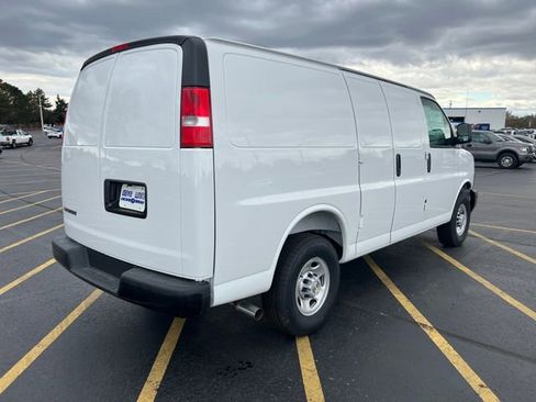 New 2025 Chevrolet Express 2500 w/ Driver Convenience Package image 6