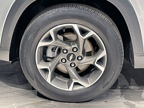 Used 2024 Chevrolet Trax LT w/ Driver Confidence Package image 16