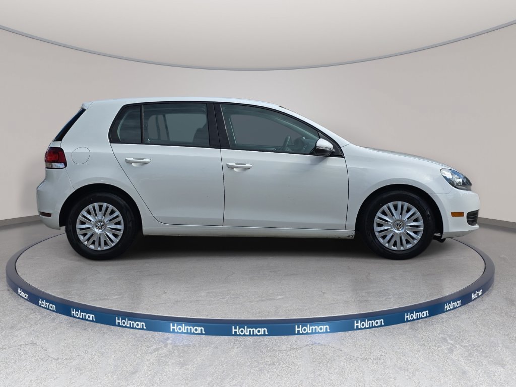 Used 2013 Volkswagen Golf 4-Door FWD image 5