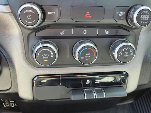 Used 2023 RAM 1500 Big Horn AWD/4WD image 26