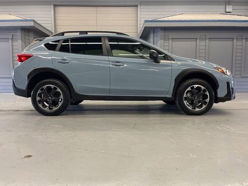 Certified 2023 Subaru Crosstrek 2.0i image 8