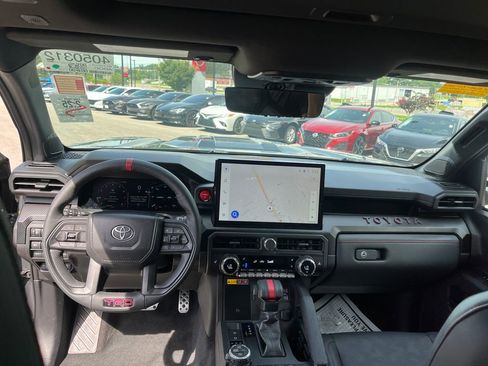 Used 2025 Toyota Tacoma TRD Pro AWD/4WD image 22