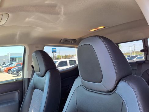 Used 2016 Chevrolet Colorado Z71 AWD/4WD image 18