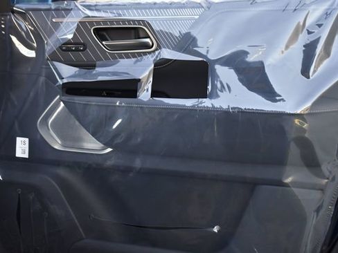 New 2026 INFINITI QX80 Autograph image 38