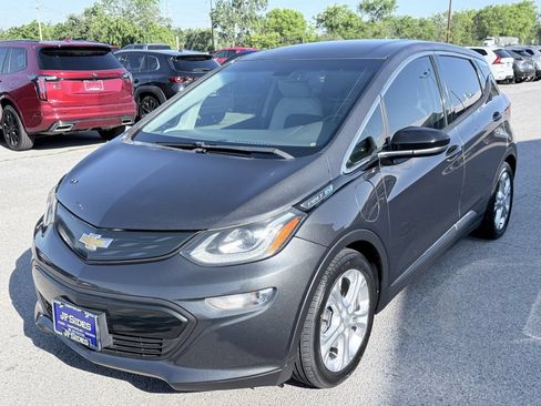 Used 2017 Chevrolet Bolt LT FWD image 1