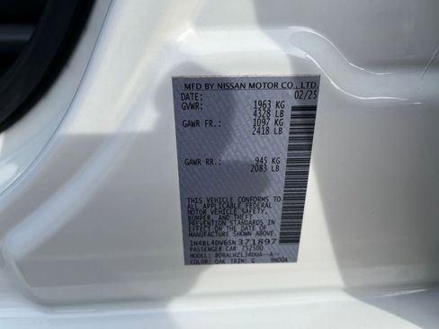 Used 2025 Nissan Altima 2.5 SV image 23