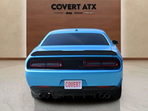 Used 2023 Dodge Challenger SXT w/ Plus Package image 4