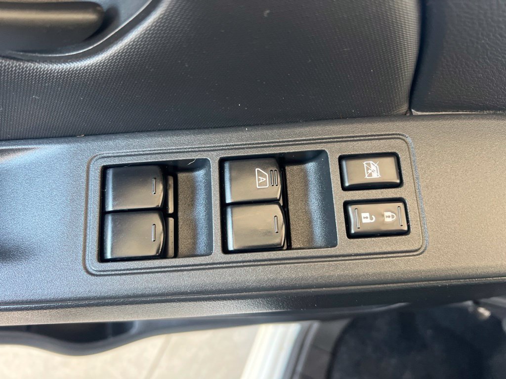 Used 2022 Nissan Frontier S w/ Technology Package AWD/4WD image 41