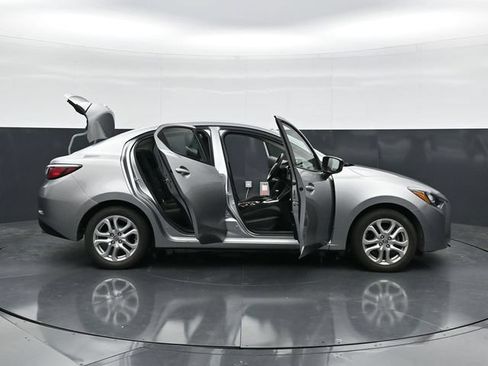 Used 2016 Scion iA FWD image 44
