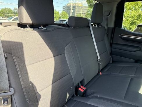 Used 2022 Chevrolet Silverado 1500 LT AWD/4WD image 13