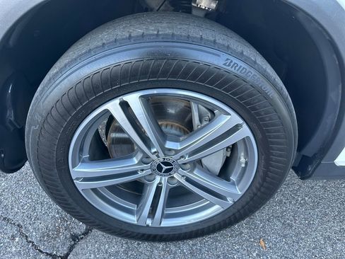 Used 2022 Mercedes-Benz GLC 300 image 13