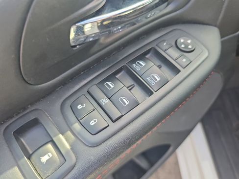 Used 2018 Dodge Grand Caravan GT image 15