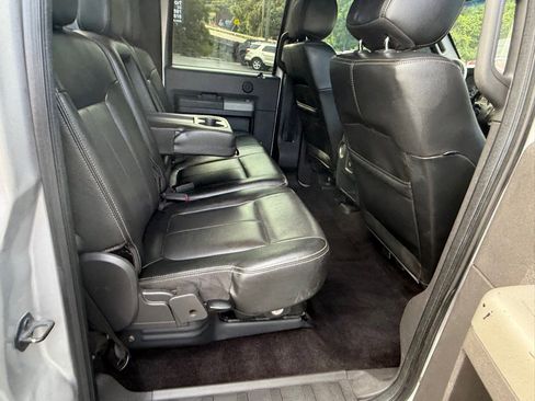 Used 2014 Ford F250 Lariat w/ Lariat Interior Package image 73