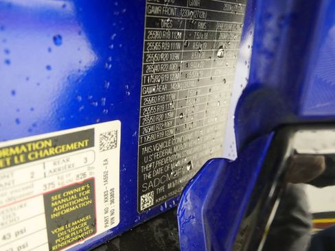 Used 2019 Jaguar F-PACE S image 27