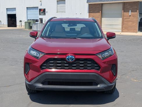 Used 2022 Toyota RAV4 LE AWD/4WD image 11
