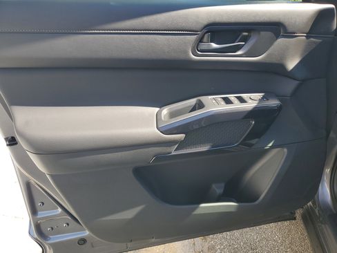 New 2026 Nissan Pathfinder SV image 15