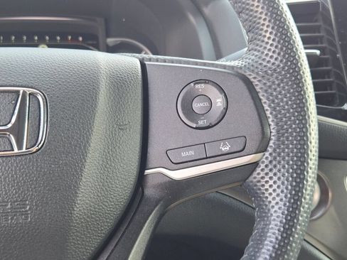 Used 2024 Honda Passport EX-L image 38
