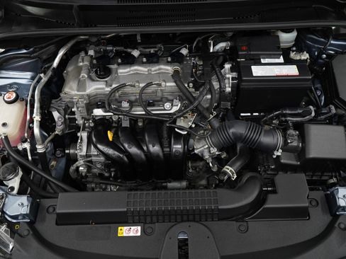 Used 2021 Toyota Corolla LE FWD image 28