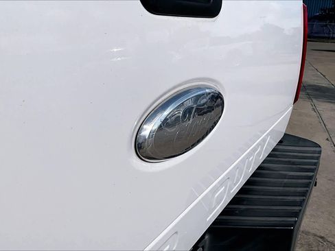 Used 2012 Ford F350 Lariat image 31