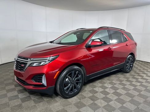 Used 2023 Chevrolet Equinox RS w/ LPO, Floor Liner Package image 7