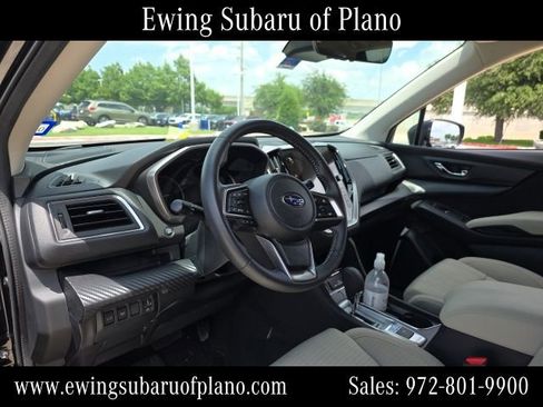 Used 2024 Subaru Ascent Premium w/ Convenience Package AWD/4WD image 5