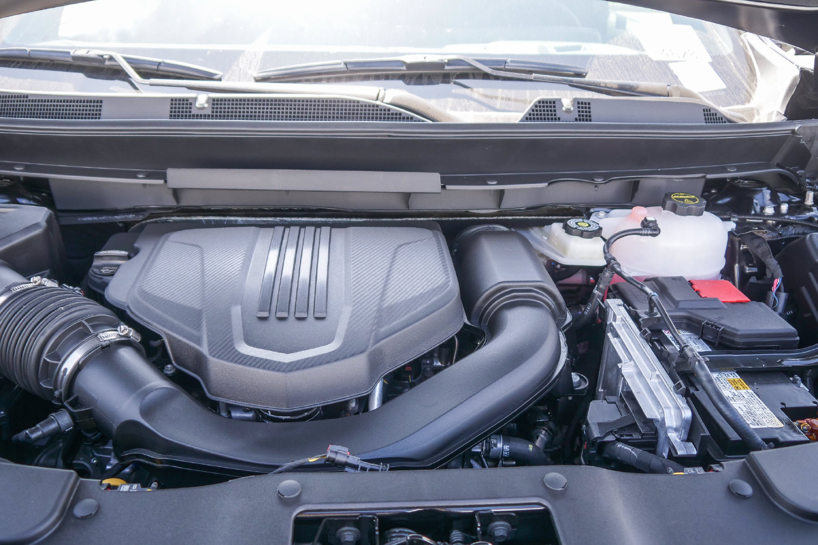 New 2026 Chevrolet Traverse RS w/ LPO, Floor Liner Package FWD image 25