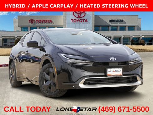 Used 2026 Toyota Prius Plug-In Hybrid image 1