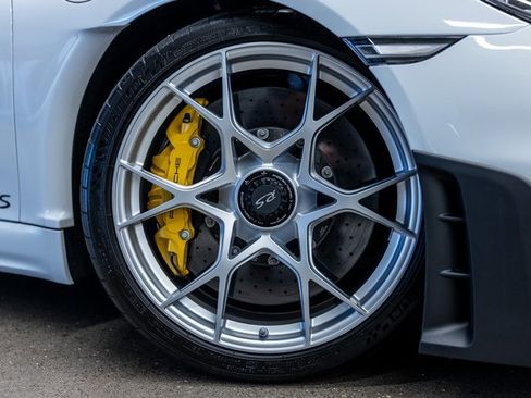 Used 2025 Porsche 718 Boxster Spyder RS image 18