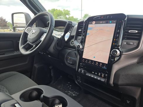 New 2026 RAM 3500 Tradesman AWD/4WD image 5