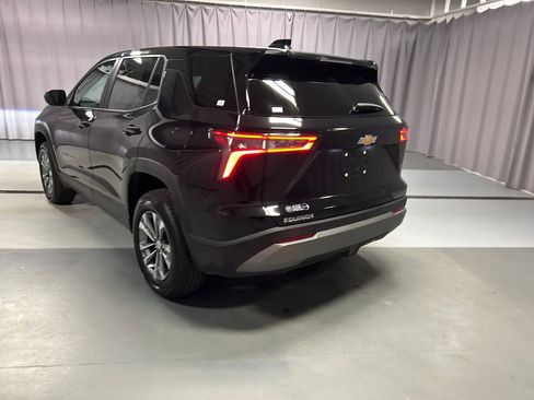 Used 2025 Chevrolet Equinox LT image 5