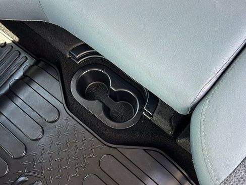 Used 2018 RAM 1500 Outdoorsman image 31