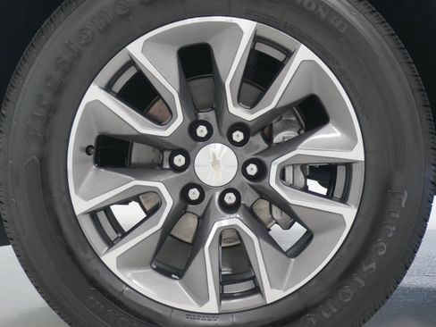 Used 2023 Chevrolet Tahoe LT w/ Luxury Package image 28