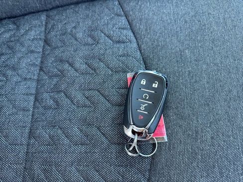 Used 2024 Chevrolet Equinox LT image 5