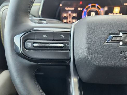 Used 2025 Chevrolet Colorado ZR2 w/ Midnight Edition AWD/4WD image 29