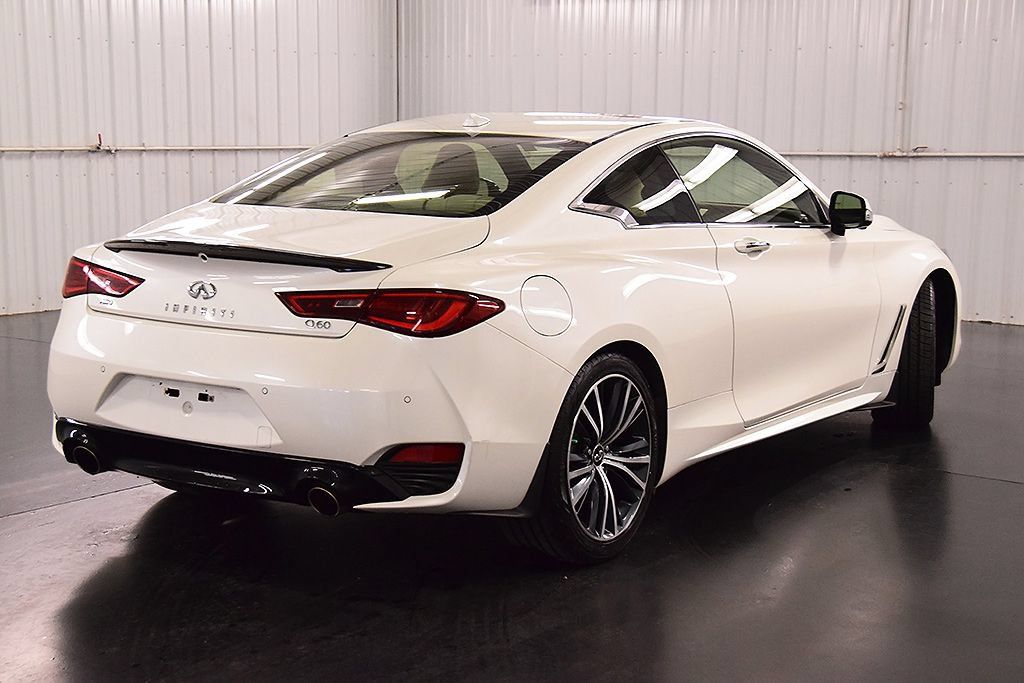 Used 2022 INFINITI Q60 3.0t Luxe w/ Essential Package AWD/4WD image 8
