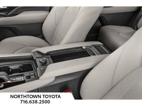 New 2026 Toyota Grand Highlander AWD Hybrid image 15