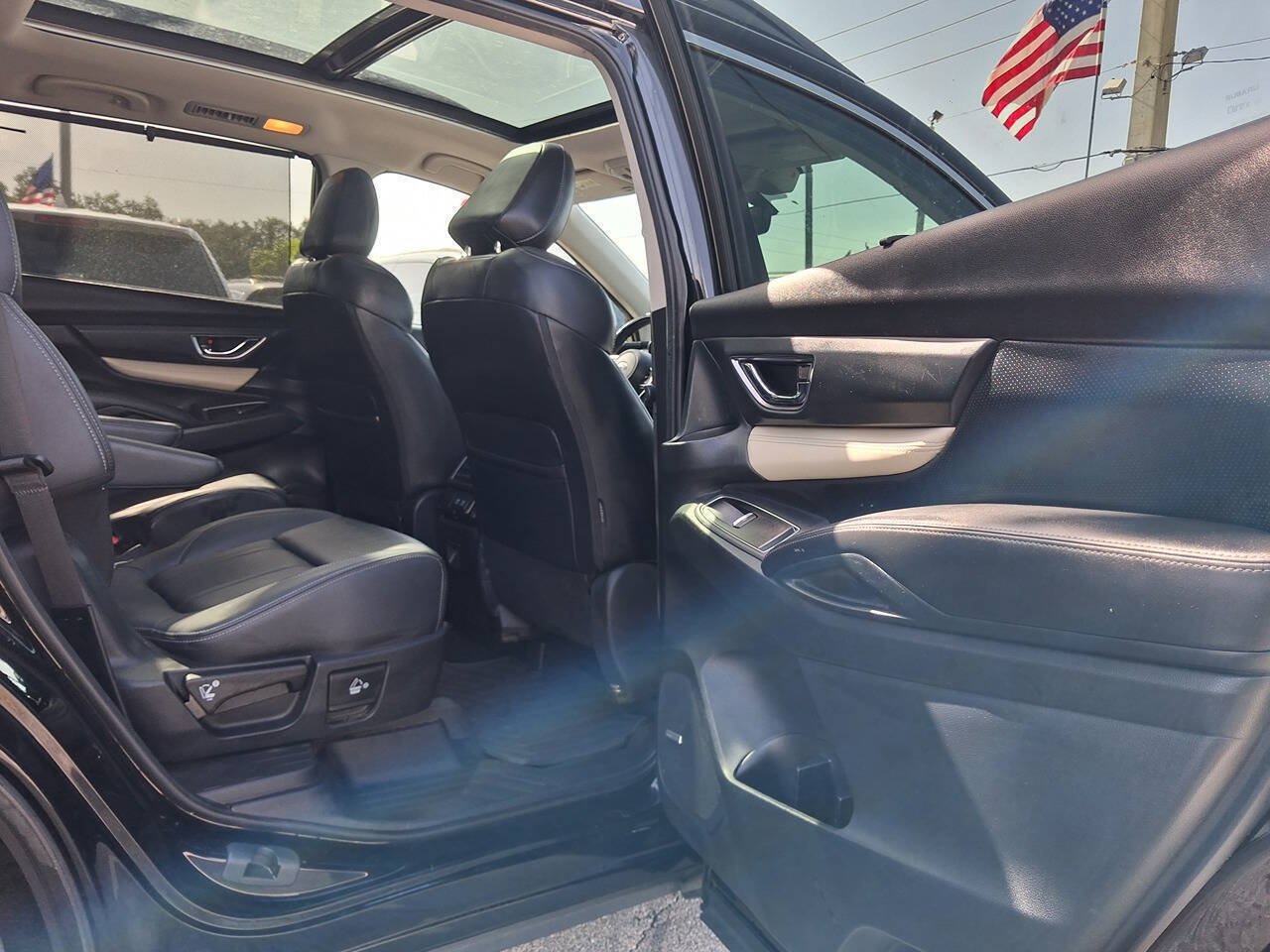 Used 2019 Subaru Ascent Limited AWD/4WD image 17