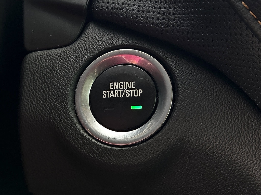 Used 2021 Chevrolet Equinox Premier FWD image 15