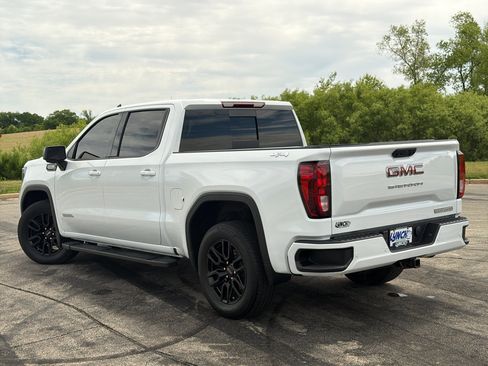 Used 2024 GMC Sierra 1500 Elevation w/ Elevation Premium Package AWD/4WD image 2