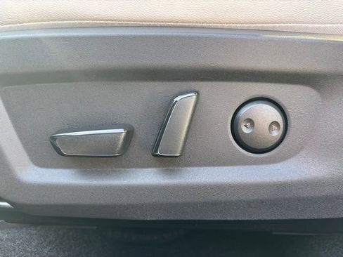 Used 2025 Nissan Murano SL AWD/4WD image 15