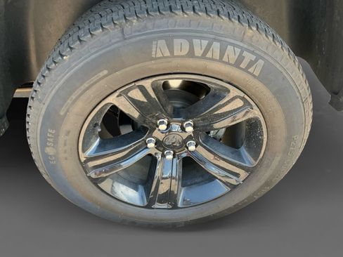 Used 2024 RAM 1500 Warlock AWD/4WD image 14