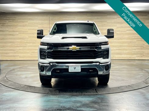 Used 2025 Chevrolet Silverado 2500 LT AWD/4WD image 5