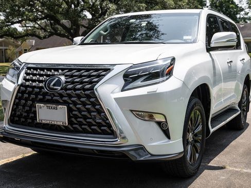 Used 2023 Lexus GX 460 Luxury w/ Sport Design Package AWD/4WD image 14