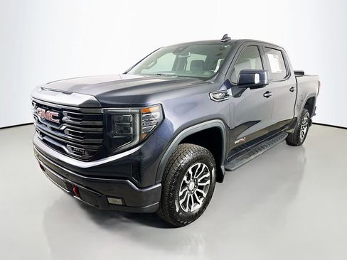 Used 2023 GMC Sierra 1500 AT4 w/ AT4 Preferred Package image 3
