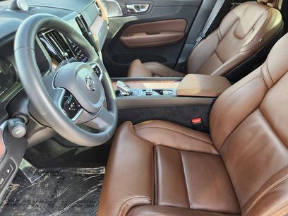 Used 2023 Volvo XC60 T8 Ultimate